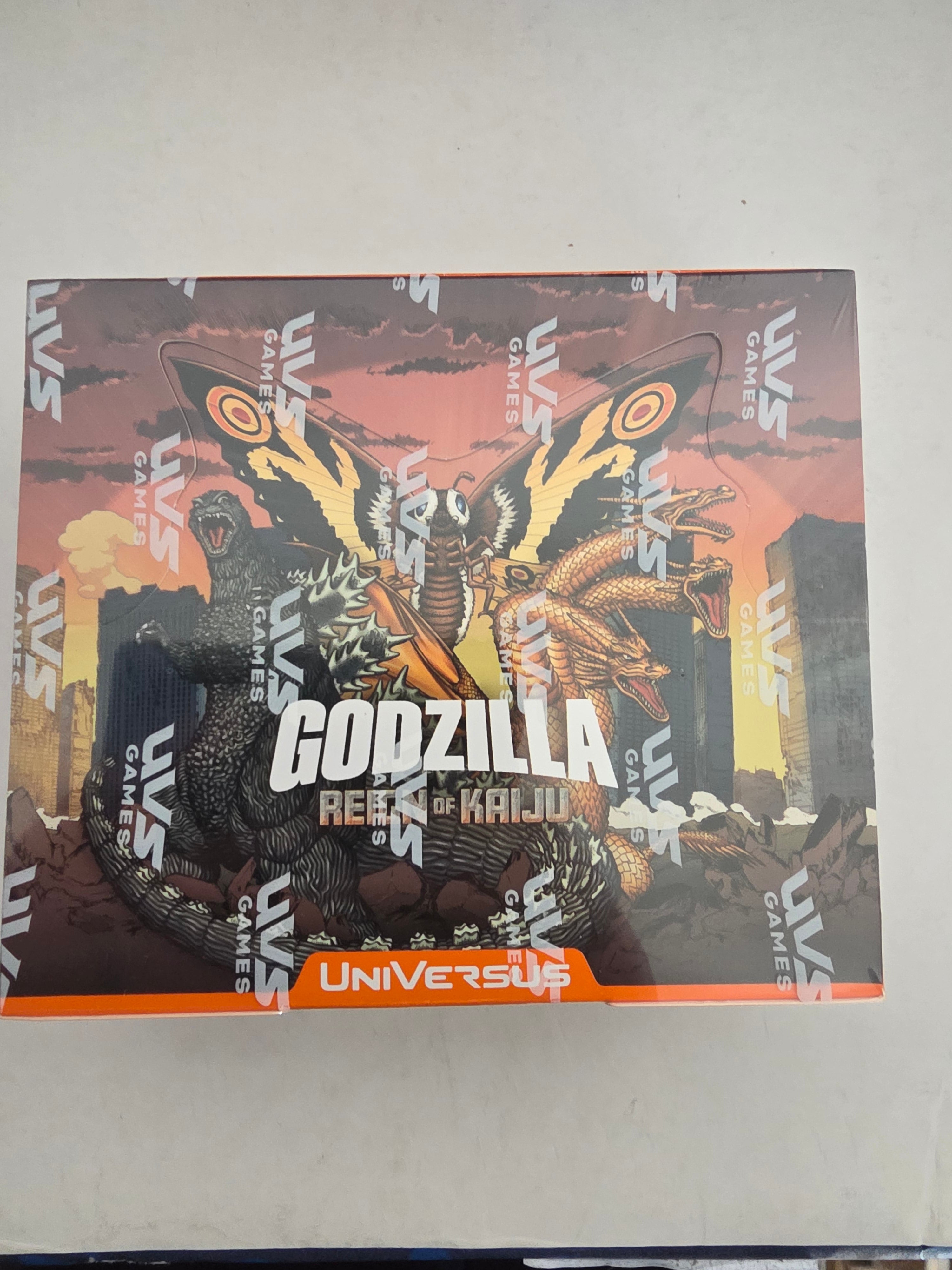 UniVersus CCG: Godzilla: Reign of Kaiju Booster Display Box, 24 Packs of 11 Cards, English